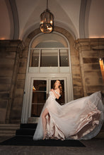 Load image into Gallery viewer, Pearl - Aurelle Exclusive | Sample Sale (UK8)