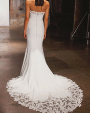 Load image into Gallery viewer, Hale - Evie Young