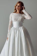 Load image into Gallery viewer, Lucille - Evie Young