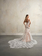 Load image into Gallery viewer, Zeta - Maggie Sottero