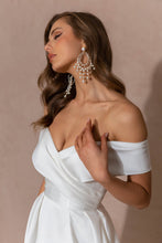 Load image into Gallery viewer, Rhodes - Evie Young