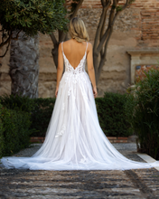 Load image into Gallery viewer, Olivia - Aurelle Exclusive