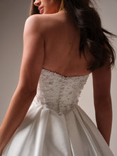 Load image into Gallery viewer, Tenille - Sottero & Midgley