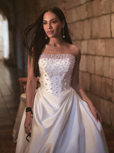 Load image into Gallery viewer, Tenille - Sottero & Midgley