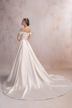 Load image into Gallery viewer, Abigail - April Banbruy Bridal
