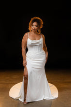 Load image into Gallery viewer, Valletta - Evie Young