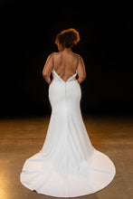 Load image into Gallery viewer, Valletta - Evie Young