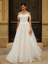 Load image into Gallery viewer, Paloma - Aurelle Exclusive | Sample Sale (UK18)