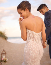 Load image into Gallery viewer, Benjie Royale - Maggie Sottero
