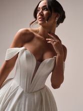 Load image into Gallery viewer, Derrick Royale - Maggie Sottero

