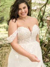 Load image into Gallery viewer, Marguerite - Maggie Sottero
