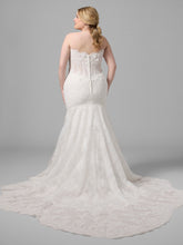 Load image into Gallery viewer, Takera (IVORY) - Maggie Sottero
