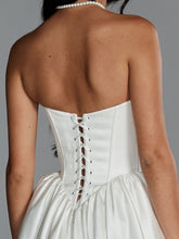 Load image into Gallery viewer, Reynolds - Evie Young Bridal

