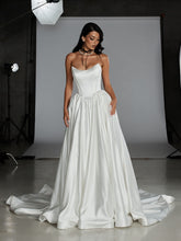 Load image into Gallery viewer, Reynolds - Evie Young Bridal
