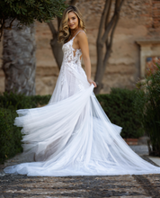 Load image into Gallery viewer, Olivia - Aurelle Exclusive
