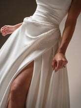 Load image into Gallery viewer, Kincaid - Sottero &amp; Midgley
