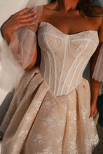 Load image into Gallery viewer, Clio Bridal Mini - Aurelle Attire
