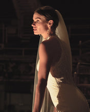 Load and play video in Gallery viewer, Anya - Maggie Sottero
